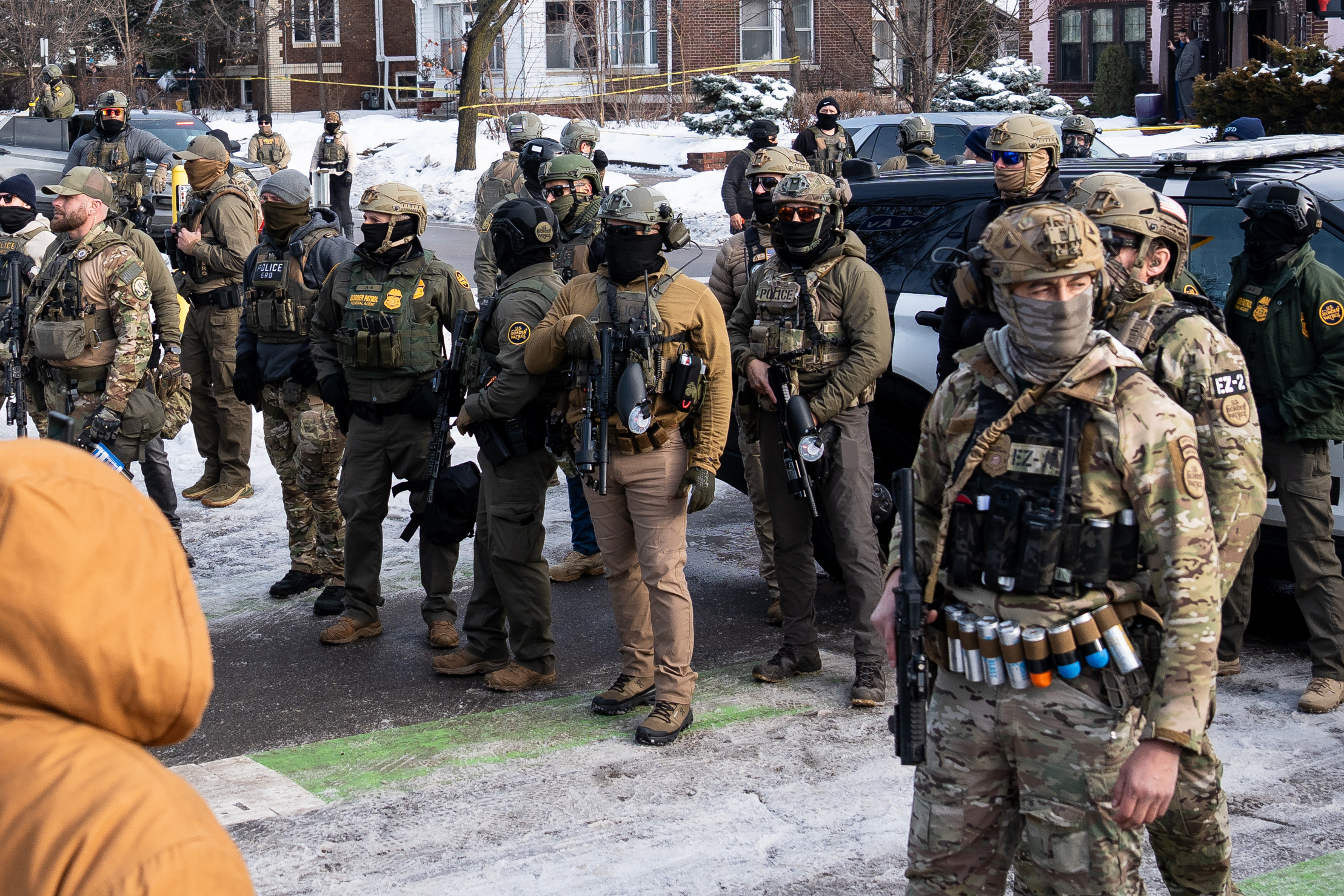 ICE Activity Surges in Chicago Latino Neighborhoods as Detainees Increase